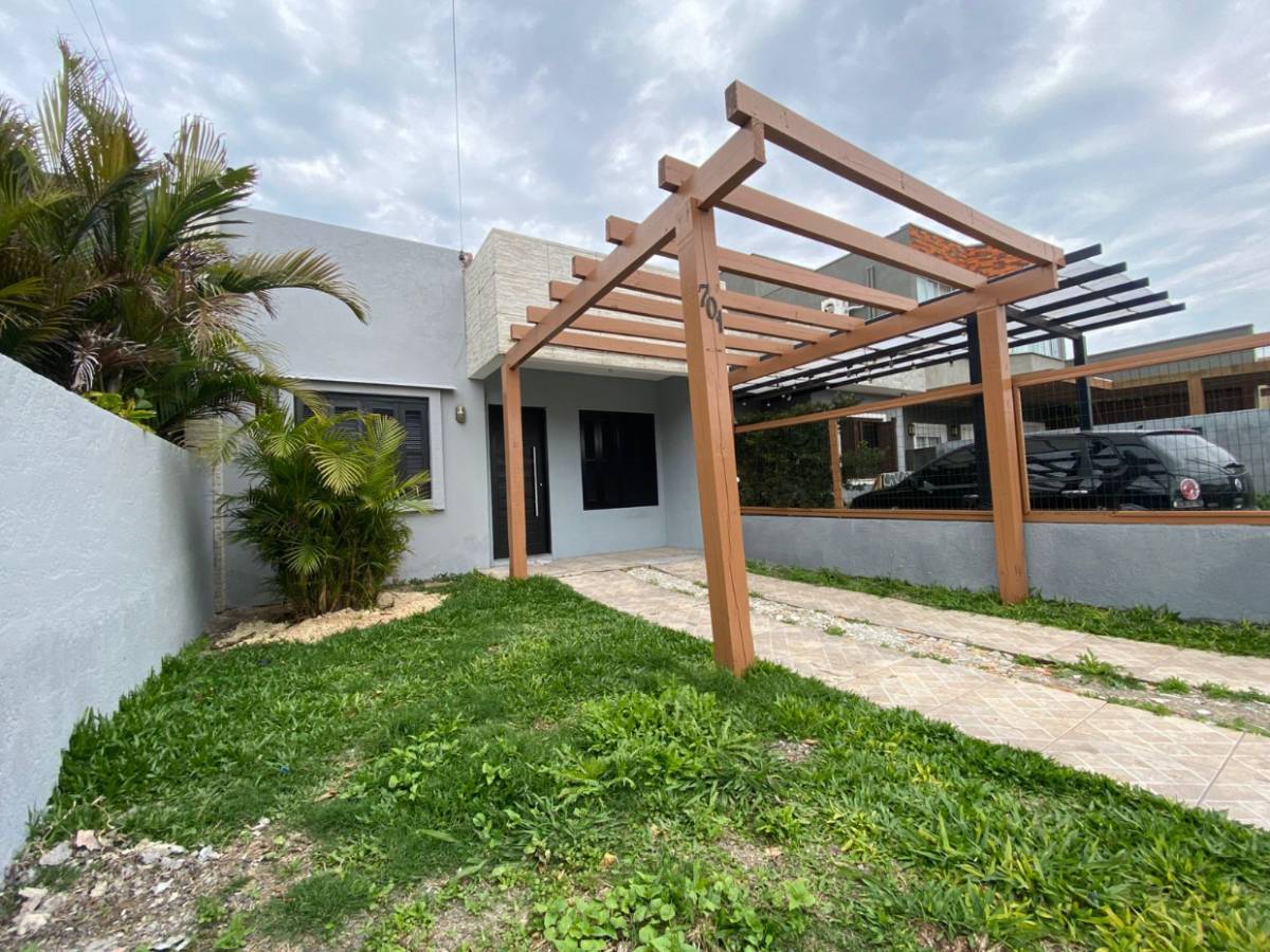 Casa 2 dormitórios para venda, Bairro Guarani  em Capão da Canoa | Ref.: 1011