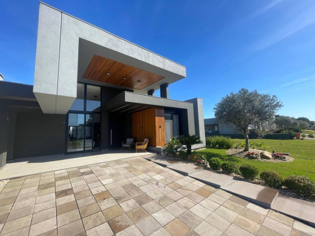 Apartamento 4 dormitórios para aluguel, Zona Nova em Capão da Canoa | Ref.: 1218