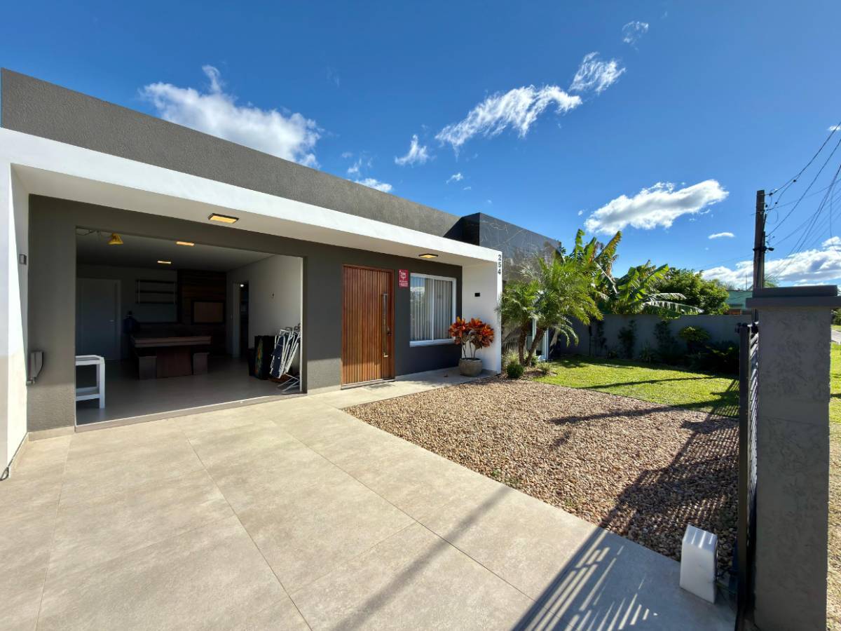 Casa 3 dormitórios para venda, Zona Norte em Capão da Canoa | Ref.: 2302