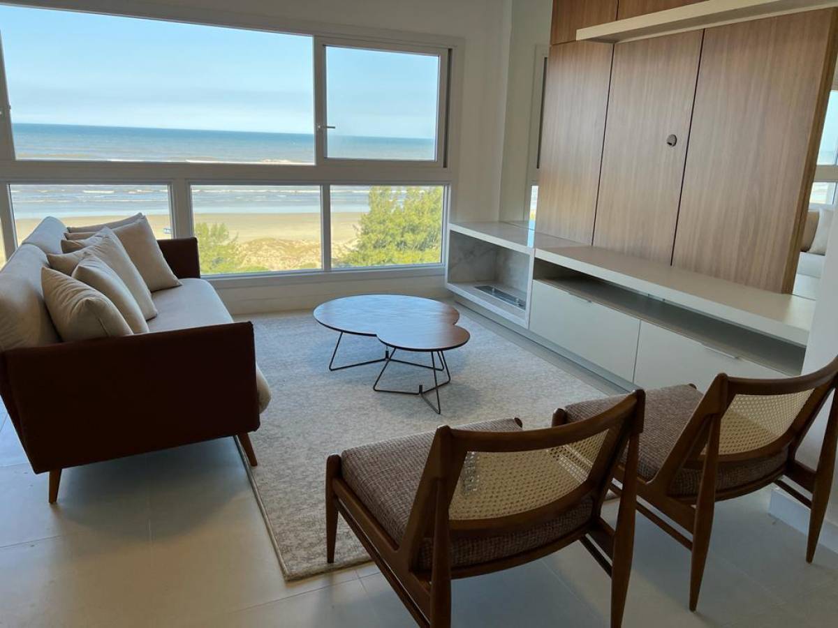 Apartamento 4 dormitórios para venda, Navegantes em Capão da Canoa | Ref.: 240