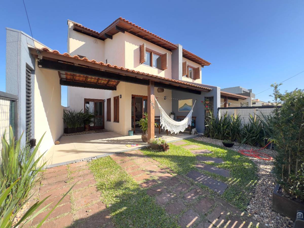Casa 3 dormitórios para venda, Praia do Guarani  em Capão da Canoa | Ref.: 804