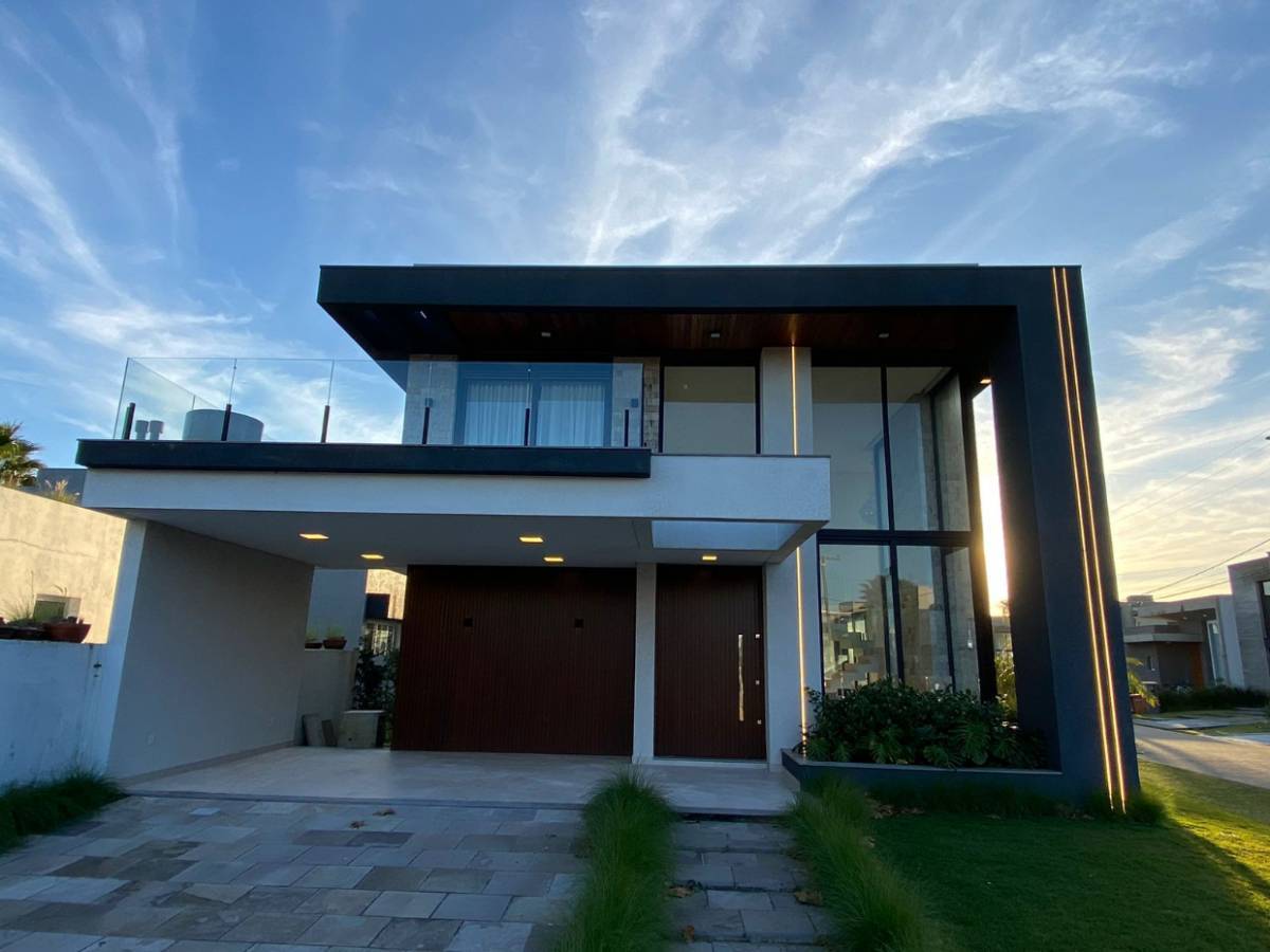 Casa em Condomínio 4 dormitórios para venda, centro em Xangri-lá | Ref.: 949